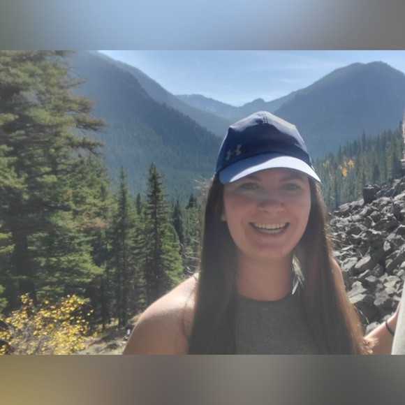 Meet your Posher, Brooke - Picture 3 of 3